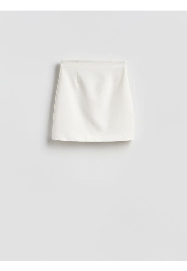 Reserved - Spódnica mini - złamana biel. Materiał: tkanina, wiskoza