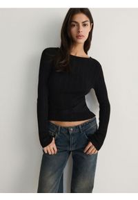 Reserved - Sweter z wiązaniem - czarny. Kolor: czarny. Materiał: wiskoza, dzianina