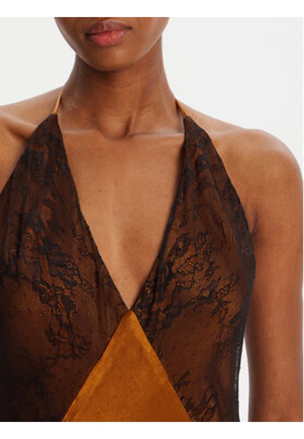 BARDOT - Bardot Sukienka wieczorowa Estrella Haltrel 59977DB Brązowy Regular Fit. Kolor: brązowy. Materiał: wiskoza. Styl: wizytowy