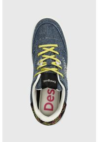 Desigual sneakersy kolor niebieski 23WSKD01.5034. Nosek buta: okrągły. Kolor: niebieski. Materiał: materiał, włókno, guma. Obcas: na platformie #3