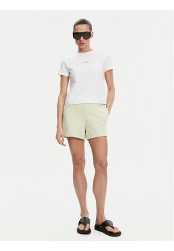 Calvin Klein Jeans T-Shirt Placed Institutional J20J225524 Biały Slim Fit. Kolor: biały. Materiał: bawełna