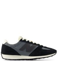 Buty unisex New Balance U471AQ - czarne. Kolor: czarny. Materiał: guma, zamsz, skóra. Szerokość cholewki: normalna. Wzór: jodełka