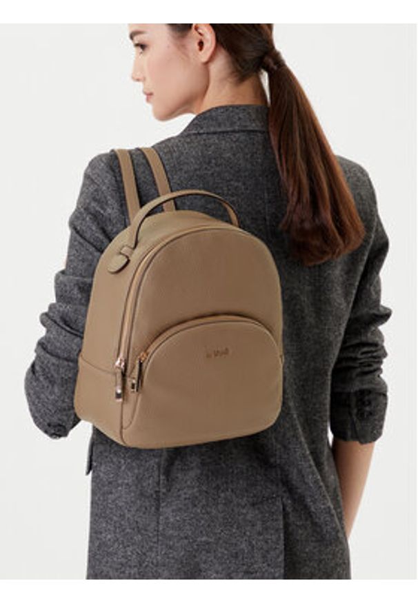 Liu Jo Plecak Ecs M Backpack AF5157 E0027 Beżowy. Kolor: beżowy. Materiał: skóra