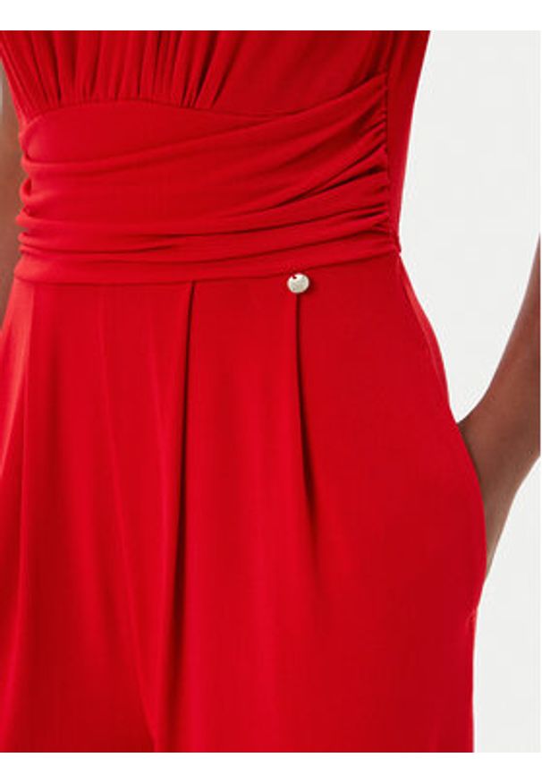 Rinascimento Kombinezon CFC0126184003 Czerwony Regular Fit. Kolor: czerwony. Materiał: syntetyk