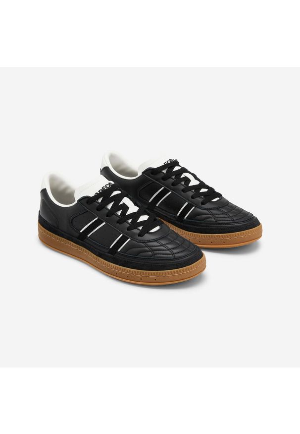 Decathlon - Sneakersy męskie Player 80. Okazja: na co dzień. Kolor: czarny, biały, wielokolorowy. Materiał: skóra, guma. Szerokość cholewki: normalna. Sport: tenis