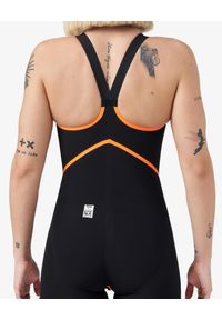 JAKED - Jaked Jkrono Zamknięte Z Tyłu Spodnie Do Kolan - Rozmiar 22. Kolor: wielokolorowy, czarny, pomarańczowy. Długość: do kolan #2