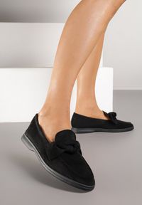 Born2be - Czarne Mokasyny Ozdobione Kokardami Tulosea. Okazja: na co dzień. Kolor: czarny. Materiał: jeans. Wzór: aplikacja. Styl: klasyczny, casual, elegancki