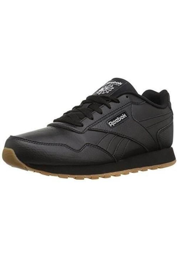 Buty do chodzenia damskie Reebok Cl Harman Run. Zapięcie: sznurówki. Kolor: czarny. Materiał: guma, materiał, tkanina, syntetyk. Szerokość cholewki: normalna. Sport: turystyka piesza, bieganie