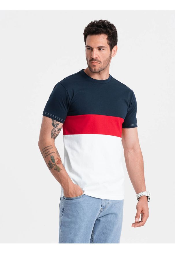 Ombre Clothing - T-shirt męski trójkolorowy w szerokie pasy - granatowo-biały V1 OM-TSCT-0152 - L. Okazja: na co dzień. Kolor: niebieski. Materiał: bawełna, materiał. Wzór: aplikacja. Styl: elegancki, casual