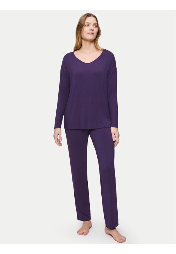 Triumph Piżama Timeless Sensuality 10221061 Fioletowy Regular Fit. Kolor: fioletowy