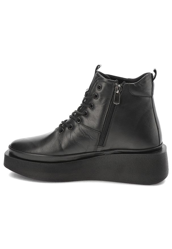 Czarne Botki Artiker Obuwie Damskie Na Koturnie. Kolor: czarny. Materiał: jeans, materiał. Sezon: lato, jesień. Obcas: na koturnie. Styl: klasyczny, elegancki