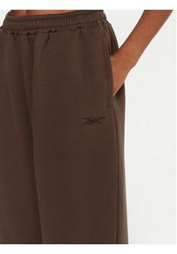 Reebok Spodnie dresowe Reebok X Ewa Chodakowska RK25306CCW Brązowy Regular Fit. Kolor: brązowy. Materiał: bawełna #5