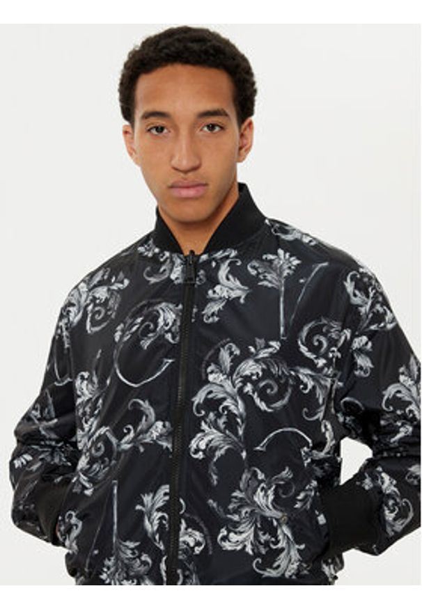 Versace Jeans Couture Kurtka przejściowa 78GASD07 CQD92 Czarny Regular Fit. Kolor: czarny. Materiał: syntetyk