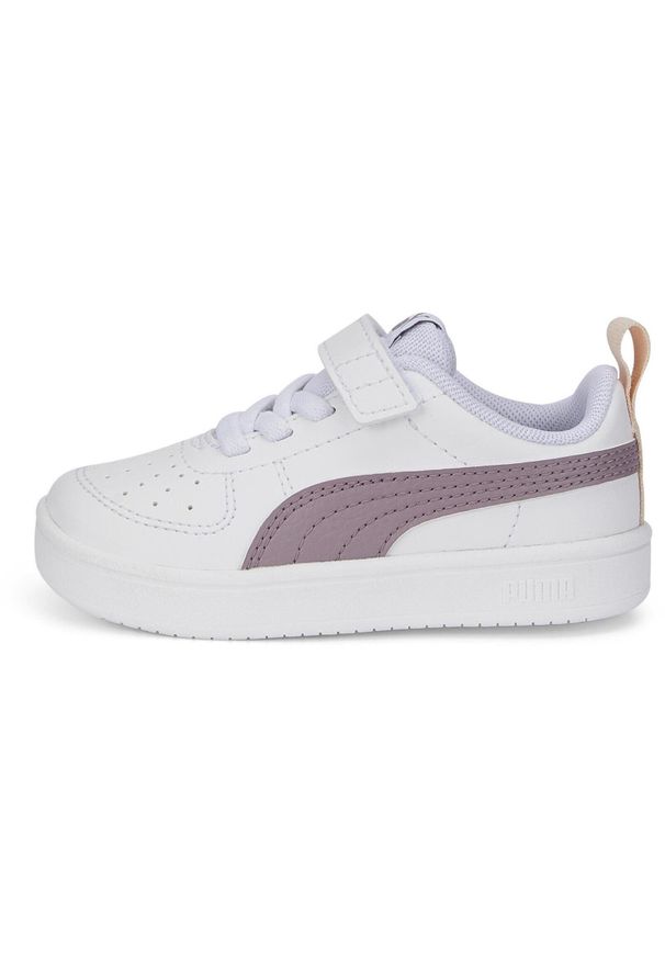 Buty sportowe dziecięce Puma Rickie. Kolor: biały, wielokolorowy, fioletowy. Materiał: skóra, syntetyk. Szerokość cholewki: normalna