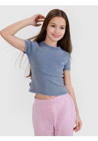 4f - 4F T-shirt regular z efektem sprania dziewczęcy - granatowy 140 (9-10 lat). Okazja: na co dzień. Kolor: niebieski. Materiał: jersey, bawełna, dzianina. Długość rękawa: krótki rękaw. Długość: krótkie. Wzór: gładki, nadruk, ze splotem. Sezon: lato. Styl: casual, sportowy #1
