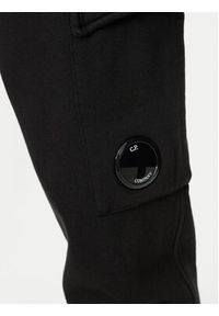 C.P. Company Spodnie dresowe RFCMSP720A006372G Czarny Regular Fit. Kolor: czarny. Materiał: bawełna #5