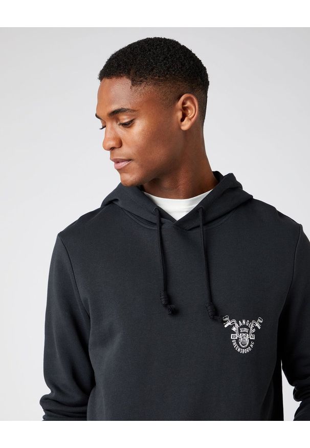 Wrangler - WRANGLER BIKER HOODIE MĘSKA BLUZA Z KAPTUREM FADED BLACK W6F4HAXV6 112141477. Typ kołnierza: kaptur