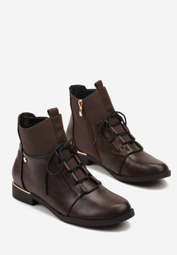 Born2be - Brązowe Sznurowane Botki Vices z Elastycznymi Wstawkami Ganddie. Okazja: na co dzień, na randkę. Kolor: brązowy. Materiał: jeans. Obcas: na obcasie. Styl: casual, klasyczny. Wysokość obcasa: niski