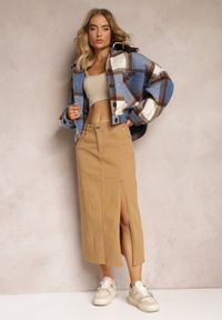 Renee - Beżowa Ołówkowa Spódnica Midi z Rozcięciem Otaile. Kolor: beżowy. Materiał: jeans. Wzór: aplikacja