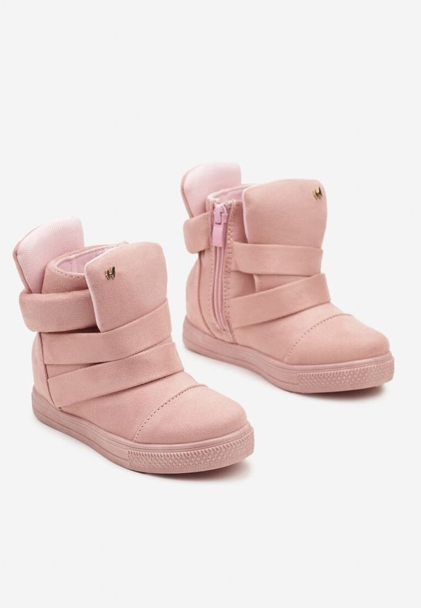Born2be - Różowe Botki na Ukrytym Koturnie z Ozdobnymi Paskami Nikizelle. Okazja: na uczelnię. Zapięcie: pasek. Kolor: różowy. Wzór: paski. Styl: elegancki