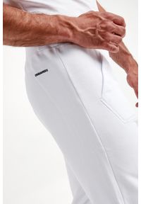 Spodnie dresowe męskie DSQUARED2. Materiał: dresówka