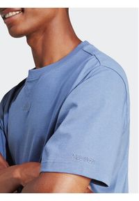Adidas - adidas T-Shirt ALL SZN IR9112 Niebieski Loose Fit. Kolor: niebieski. Materiał: bawełna #5
