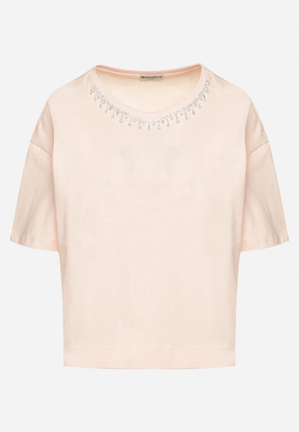 Born2be - Beżowy Bawełniany T-shirt Ozdobiony Cyrkoniami Fadelis. Okazja: na co dzień, na spotkanie biznesowe. Kolor: beżowy. Materiał: bawełna. Wzór: aplikacja. Styl: casual, elegancki, biznesowy