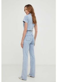 Answear Lab kombinezon jeansowy kolor niebieski z kołnierzykiemm. Okazja: na co dzień. Kolor: niebieski. Materiał: jeans. Długość rękawa: krótki rękaw. Długość: krótkie. Styl: wakacyjny #4