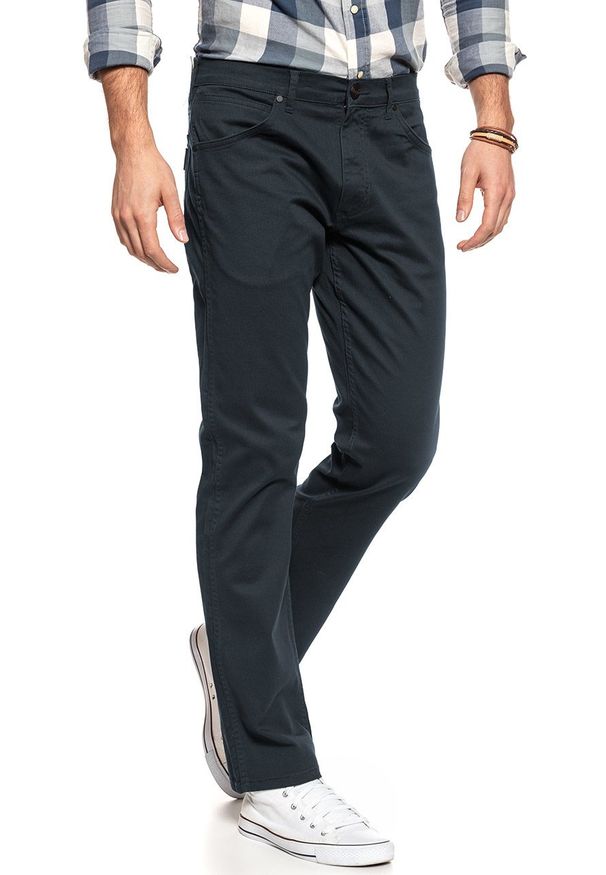 Wrangler - WRANGLER SPODNIE MĘSKIE GREENSBORO NAVY W15Q12114 112126824. Materiał: materiał