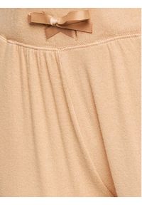 Passionata Spodnie dzianinowe Guimauve P5U160 Beżowy Regular Fit. Kolor: beżowy. Materiał: wiskoza