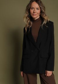 Born2be - Czarna Dwurzędowa Marynarka w Stylu Oversize Clazara. Okazja: na co dzień. Kolor: czarny. Materiał: jeans. Styl: casual