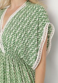 Born2be - Zielona Bawełniana Sukienka Rozkloszowana z Koronkowymi Wstawkami Laniwena. Kolor: zielony. Materiał: bawełna, koronka. Sezon: lato #4