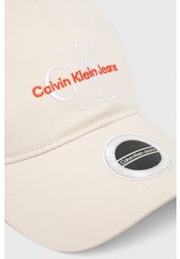 Calvin Klein Jeans czapka kolor beżowy gładka K50K508977.PPYY. Kolor: beżowy. Materiał: bawełna. Wzór: gładki #4