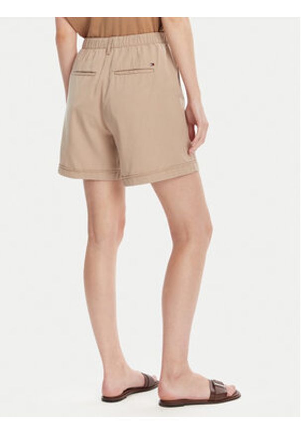 TOMMY HILFIGER - Tommy Hilfiger Szorty materiałowe WW0WW44762 Beżowy Regular Fit. Kolor: beżowy. Materiał: bawełna