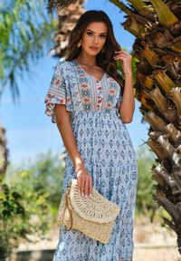 Renee - Jasnoniebieska Sukienka Maxi z Krótkim Rękawem i Gumką w Talii Emaya. Kolor: niebieski. Materiał: tkanina, wiskoza. Długość rękawa: krótki rękaw. Styl: boho. Długość: maxi #1