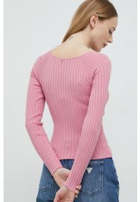 Guess sweter damski kolor różowy lekki. Kolor: różowy. Materiał: włókno, dzianina. Długość rękawa: raglanowy rękaw. Wzór: gładki #5