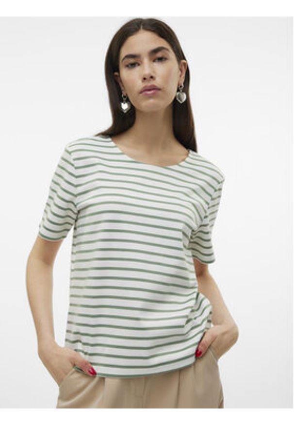 Vero Moda T-Shirt Abby 10304716 Zielony Regular Fit. Kolor: zielony. Materiał: syntetyk