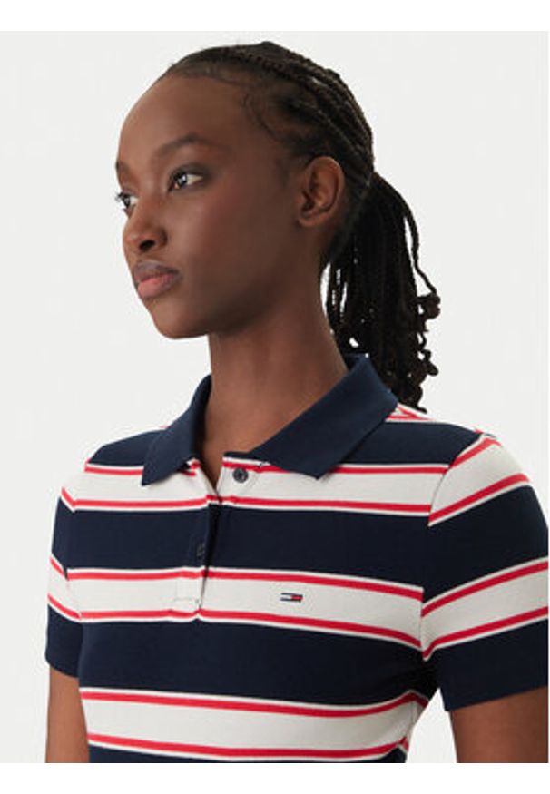 Tommy Jeans Polo DW0DW22327 Granatowy Slim Fit. Typ kołnierza: polo. Kolor: niebieski. Materiał: bawełna