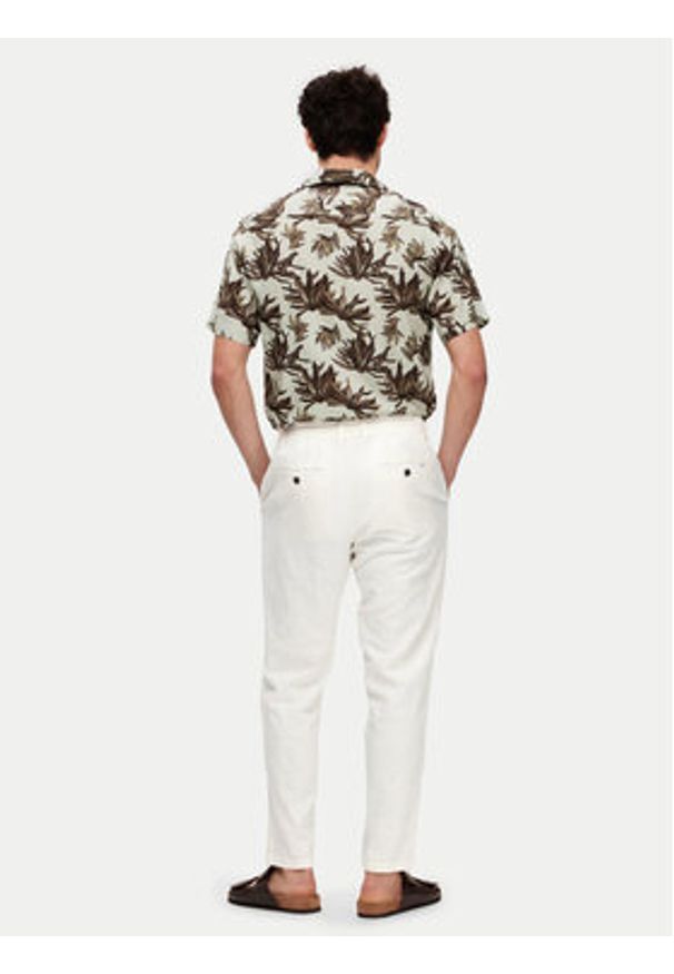 Selected Homme Chinosy 16087636 Biały Slim Tapered Fit. Kolor: biały. Materiał: bawełna