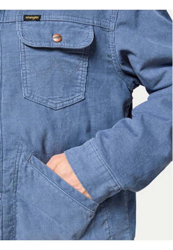 Wrangler Kurtka jeansowa 112357214 Niebieski Regular Fit. Kolor: niebieski. Materiał: sztruks, bawełna
