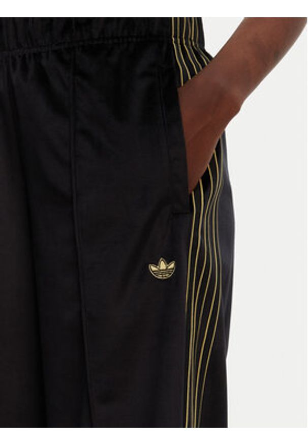 Adidas - adidas Spodnie dresowe Velour JI5755 Czarny Regular Fit. Kolor: czarny. Materiał: welur, syntetyk