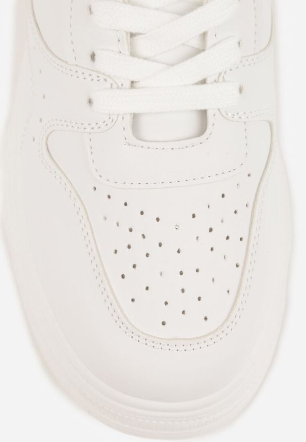 Renee - Białe Sneakersy VICES na Grubej Podeszwie Zdobione Perforacją przy Nosku Riosina. Kolor: biały. Materiał: jeans, koronka. Wzór: aplikacja