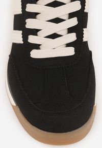 Born2be - Czarne Sneakersy z Dwoma Paskami Evilirea. Okazja: na co dzień. Zapięcie: pasek. Kolor: czarny. Materiał: dresówka #2