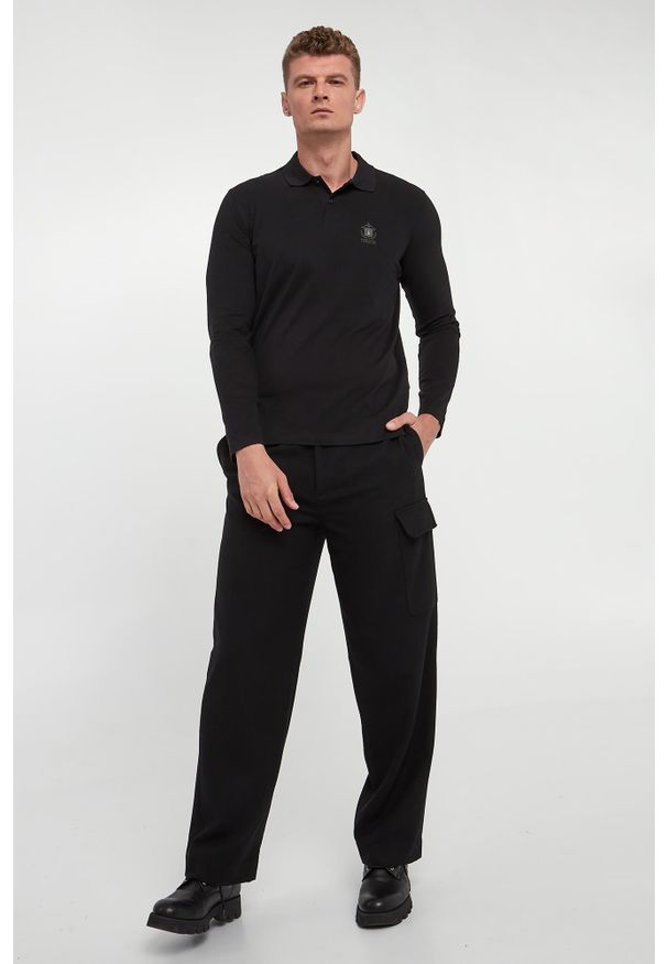 Aeronautica Militare - Polo męskie z długim rękawem AERONAUTICA MILITARE. Typ kołnierza: polo. Długość rękawa: długi rękaw. Długość: długie