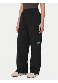 Reebok Spodnie dresowe Zofia RK25679CCW Czarny Relaxed Fit. Kolor: czarny. Materiał: syntetyk #1