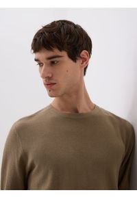 Reserved - Sweter z krótkim rękawem - zielony. Kolor: zielony. Materiał: dzianina, bawełna. Długość rękawa: krótki rękaw. Długość: krótkie