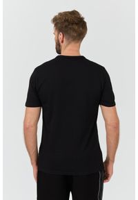 Guess - GUESS Czarny t-shirt Box Logo. Kolor: czarny
