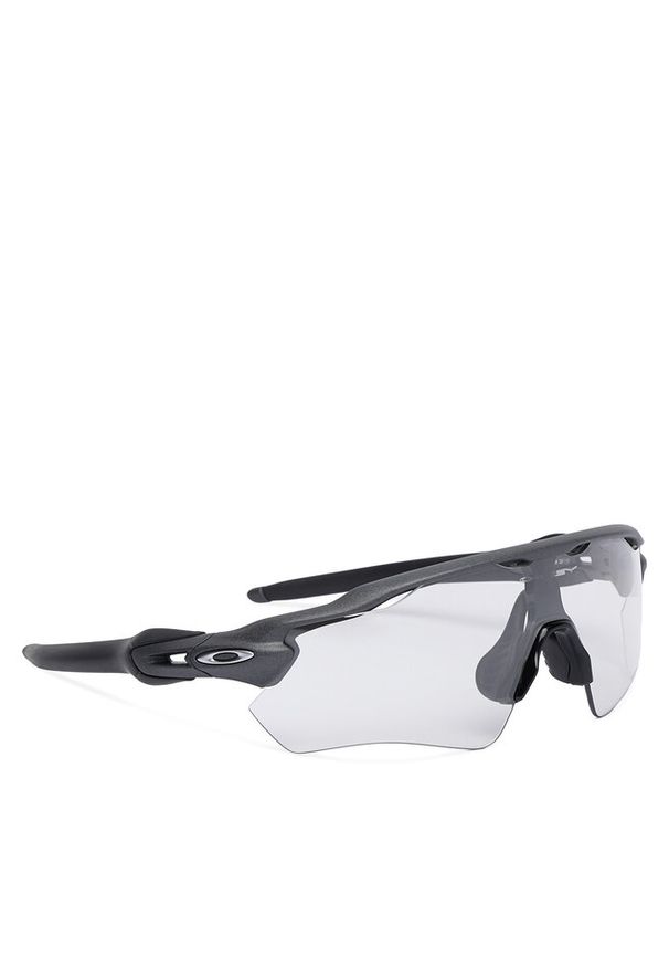 Okulary przeciwsłoneczne Oakley. Kolor: czarny
