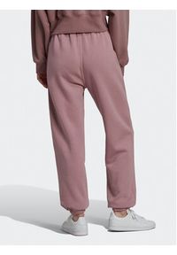 Adidas - adidas Spodnie dresowe adicolor Essentials Fleece HJ7863 Fioletowy Regular Fit. Kolor: fioletowy. Materiał: bawełna, dresówka #4