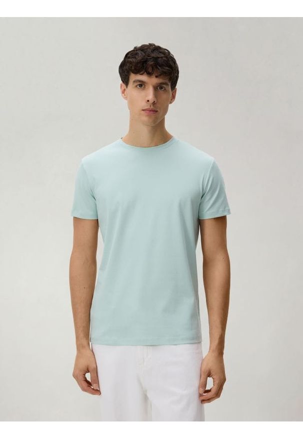 Reserved - T-shirt slim z bawełny pima - jasnoniebieski. Kolor: niebieski. Materiał: bawełna